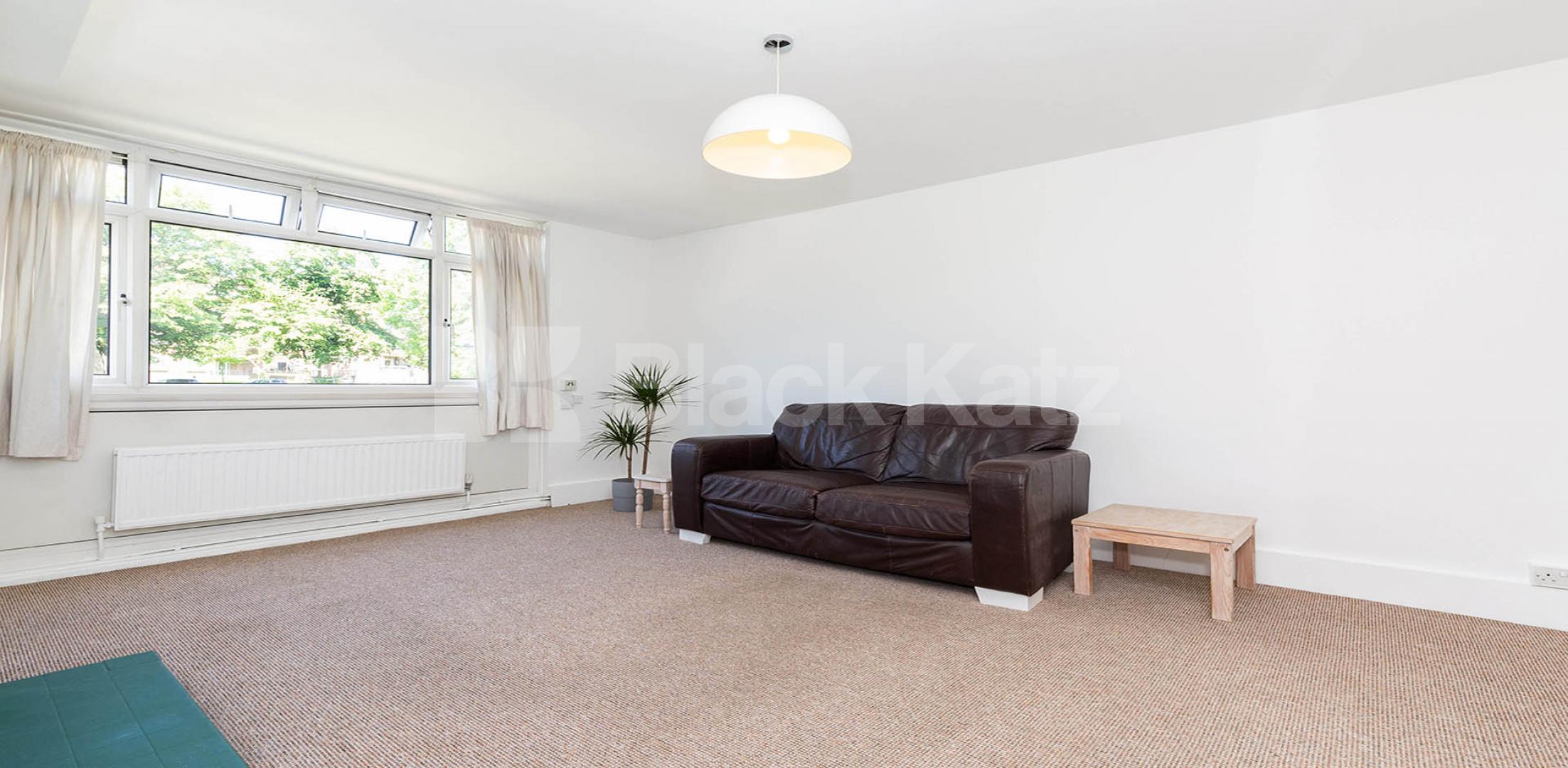 			3 Bedroom, 1 bath, 1 reception Flat			 Maitland Park Road, Camden